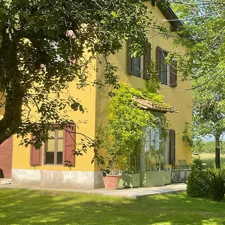 Leopardi Bed and Breakfast 3*