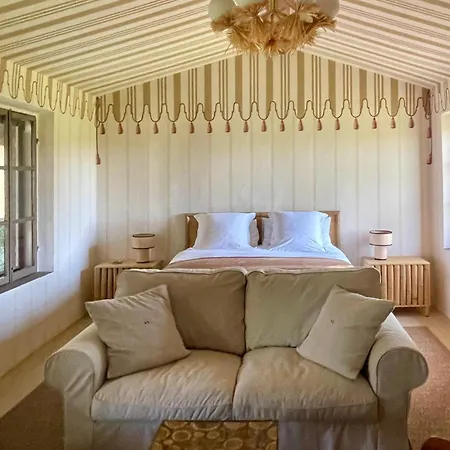 Leopardi Bed & Breakfast 3*