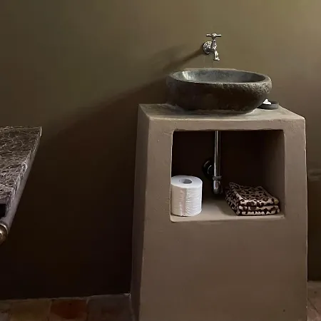 Leopardi Bed & Breakfast 3*