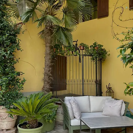 Leopardi Bed & Breakfast